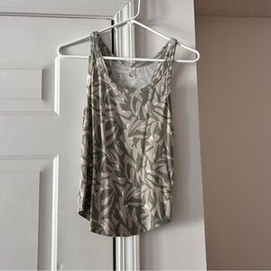 Old Navy Olive Leaf Pattern Tank Top